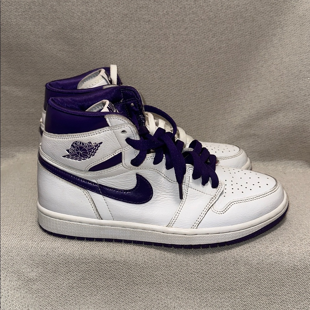 🔴SOLD🔴 Nike High-Top Jordan  1s White and Purple - Picture 4 of 9